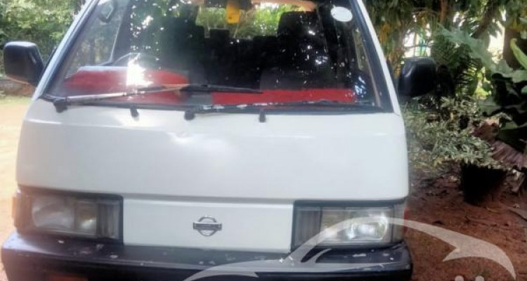 NISSAN VANETTE 1990