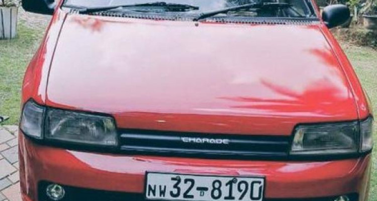 DAIHATSU CHARADE 1988