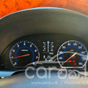 TOYOTA PREMIO 2013