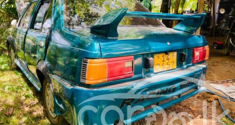 NISSAN SUNNY FB11 1982
