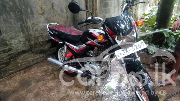 BAJAJ CT100 2004