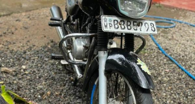 BAJAJ CT100 2014