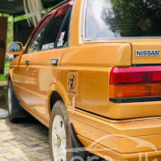 NISSAN TRAD SUNNY 1986