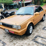 NISSAN TRAD SUNNY 1986