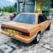 NISSAN TRAD SUNNY 1986