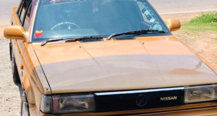 NISSAN TRAD SUNNY 1986