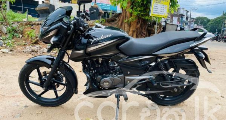 BAJAJ PULSAR 150 2019