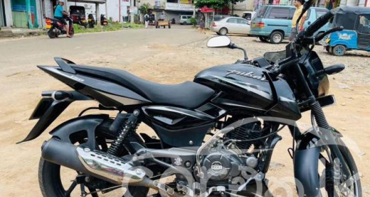 BAJAJ PULSAR 150 2019