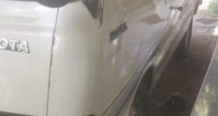 TOYOTA HIACE LH20 1982