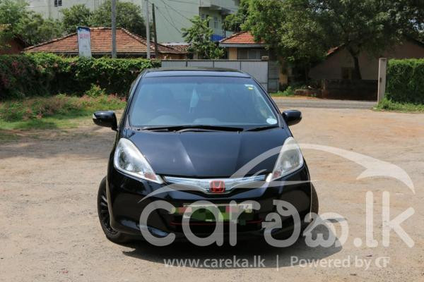 HONDA FIT GP1 2011