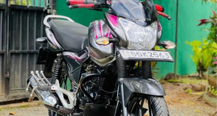 BAJAJ DISCOVER 125 2016