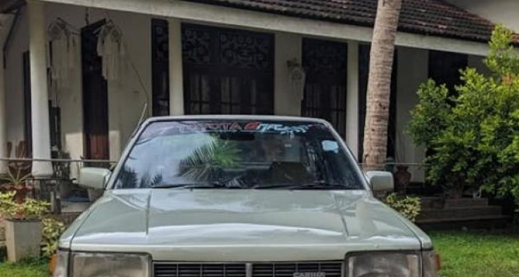 TOYOTA CARINA  AT150  1984