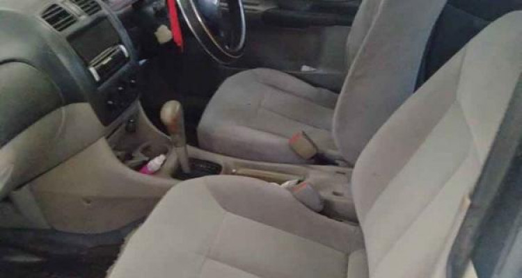 MAZDA FAMILIA 2001