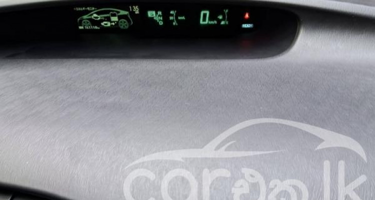 TOYOTA PRIUS 2011