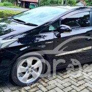 TOYOTA PRIUS 2011