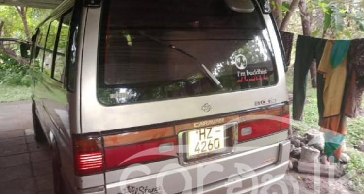NISSAN CARAVAN 1998