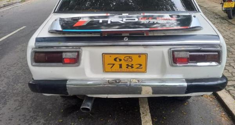 TOYOTA COROLLA KE30 1975