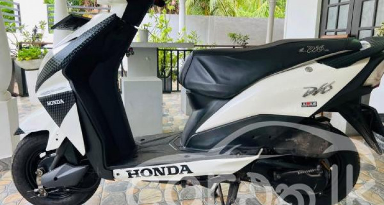 HONDA DIO 2011