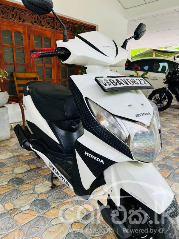 HONDA DIO 2011