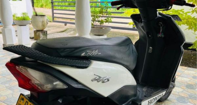 HONDA DIO 2011