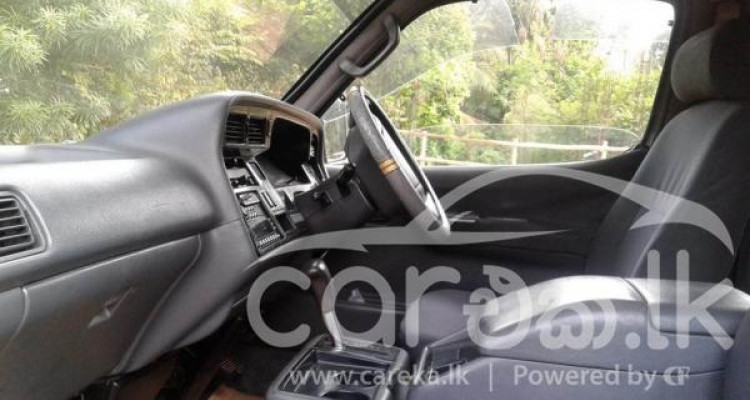 TOYOTA HIACE LH103 1995