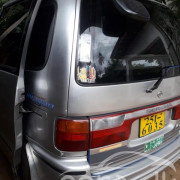 NISSAN SERENA 1994