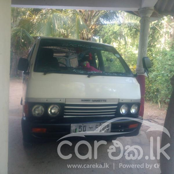 NISSAN VANETTE 1990