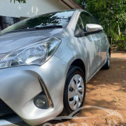 TOYOTA VITZ 2019