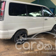TOYOTA NOAH 2002