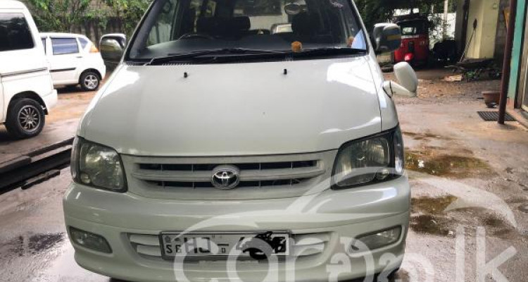 TOYOTA NOAH 2002
