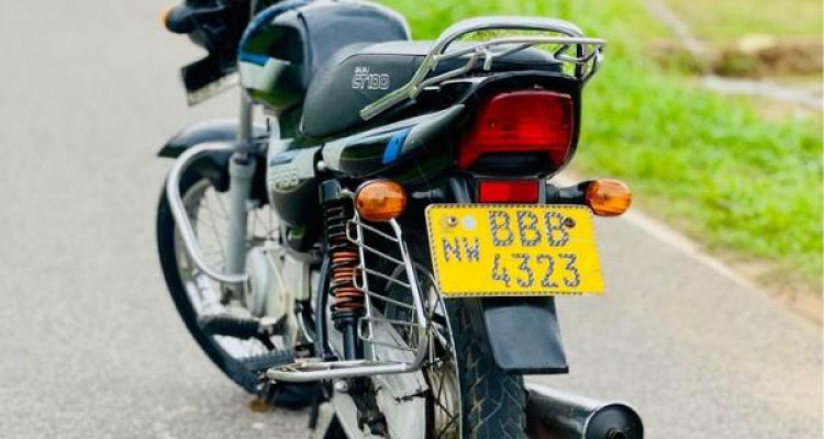 BAJAJ CT100 2014