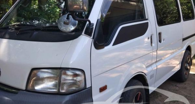 MAZDA BONGO 2008