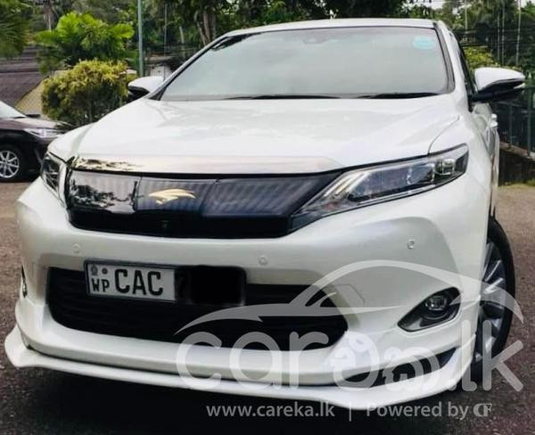 TOYOTA HARRIER 2014