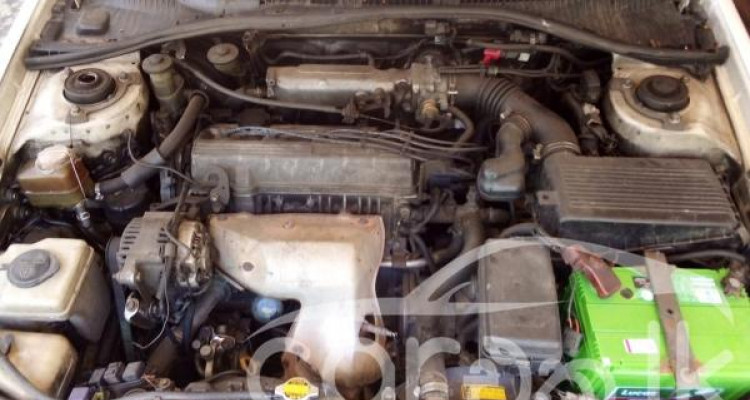 TOYOTA CORONA 1995