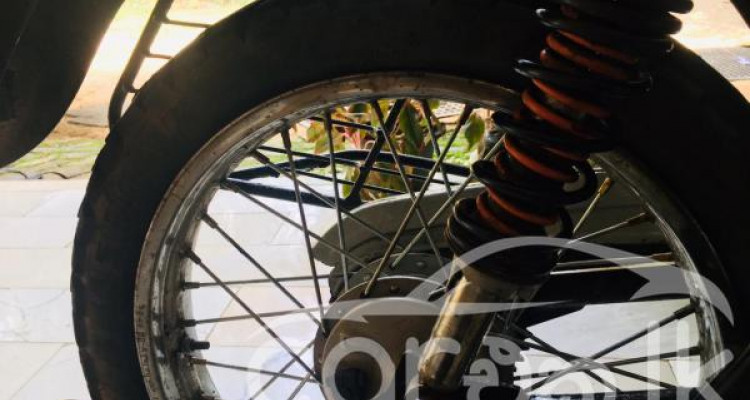 BAJAJ BOXER 2008