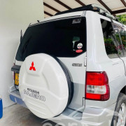 MITSUBISHI PAJERO 2000
