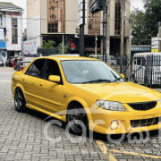 MAZDA 323 2000