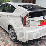 TOYOTA PRIUS 2012