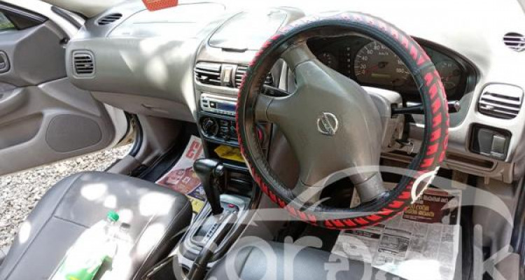 NISSAN SUNNY FB15 2002