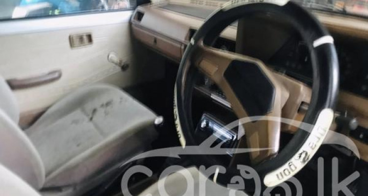 NISSAN SUNNY B11 1985
