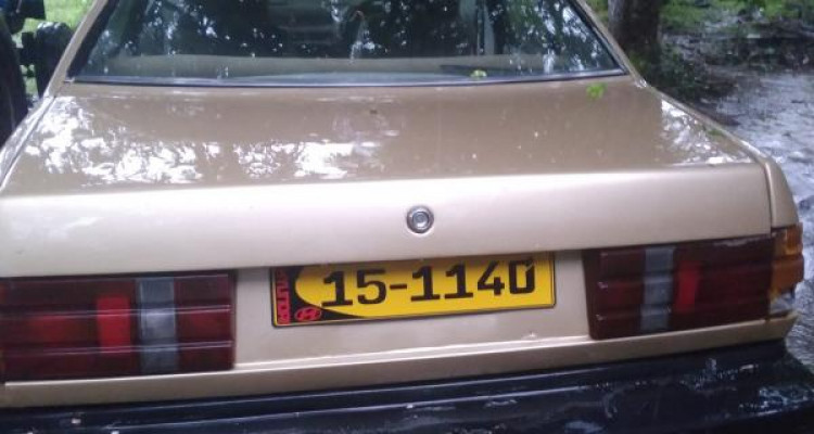 HYUNDAI STELLAR 1987