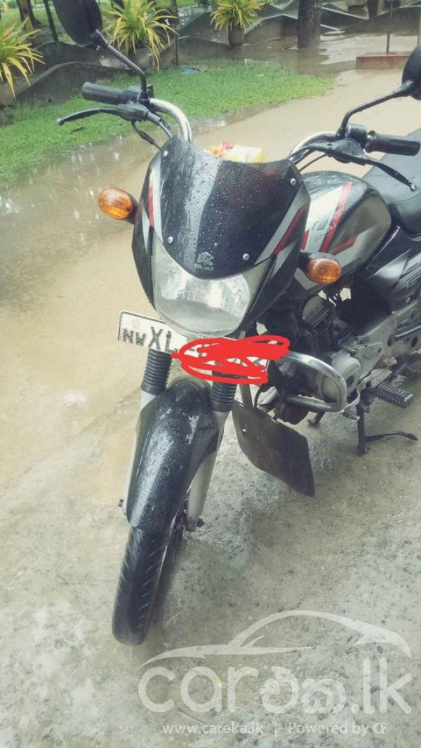 BAJAJ CT100 2012