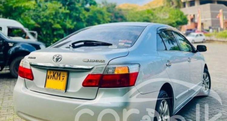 TOYOTA PREMIO 2007
