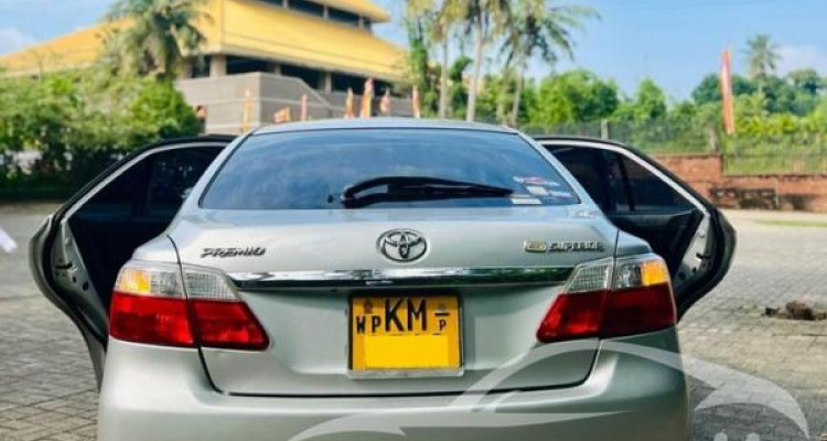 TOYOTA PREMIO 2007