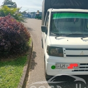 MITSUBISHI MINICAB 2010