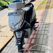 YAMAHA RAY 2014