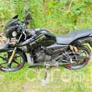 TVS APACHE 2017