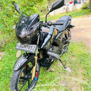TVS APACHE 2017