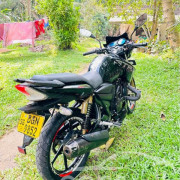 TVS APACHE 2017
