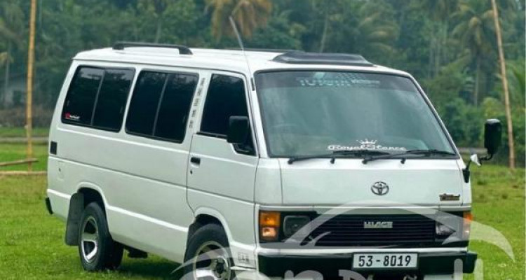 TOYOTA HIACE 1988